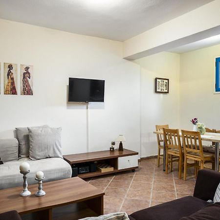 Villa Nina With Private Plunge Pool, 5Km To Corfu Town Exteriör bild