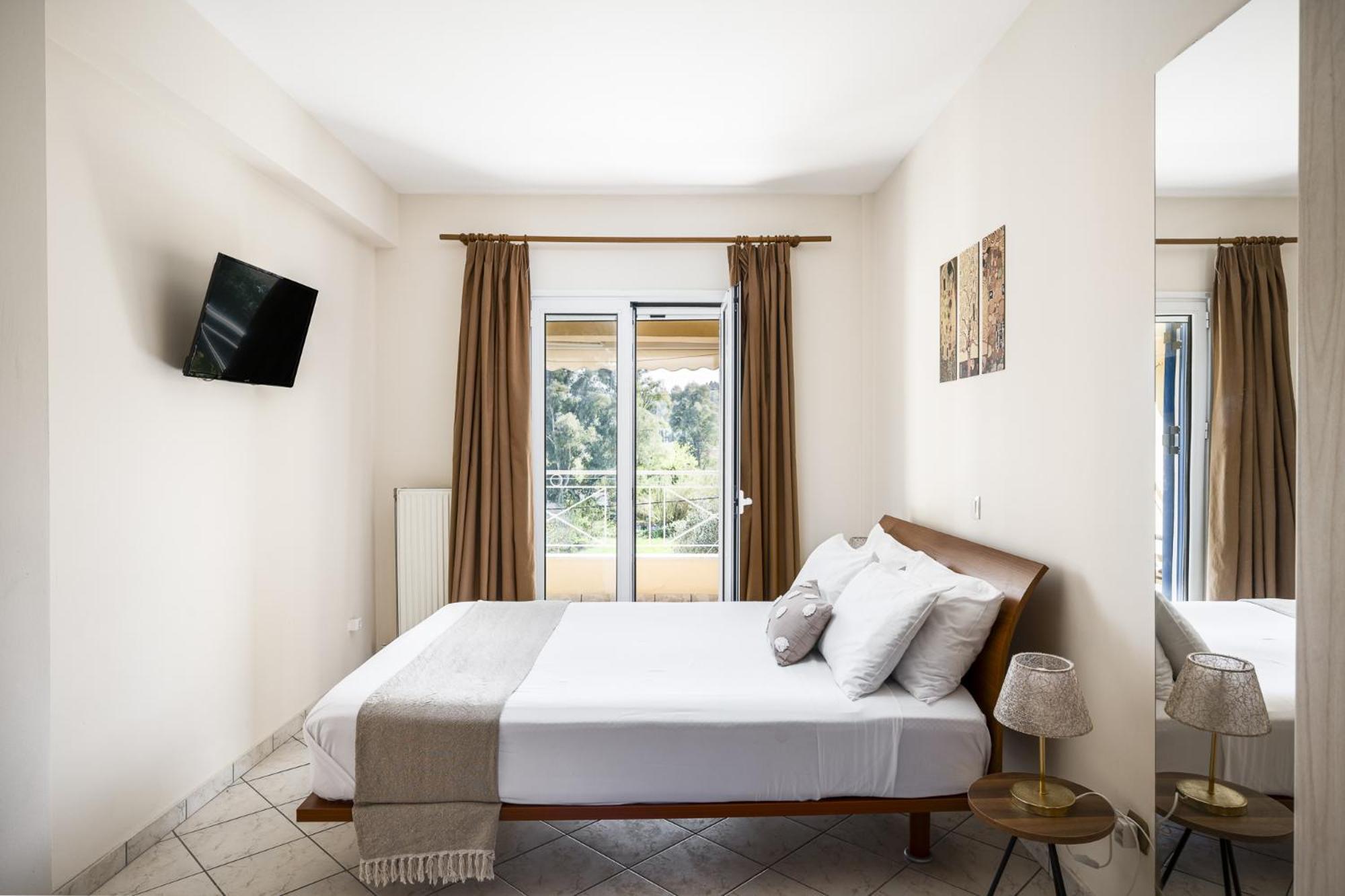 Villa Nina With Private Plunge Pool, 5Km To Corfu Town Exteriör bild